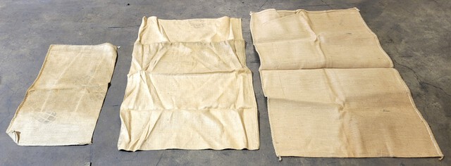(35) Burlap Sacks