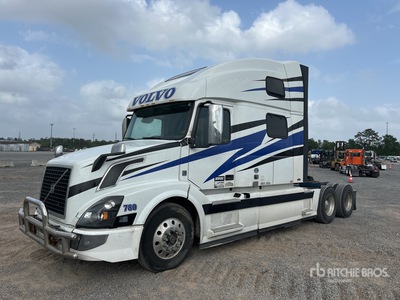 2018 Volvo VNL 6x4 T/A Sleeper Truck Tractor