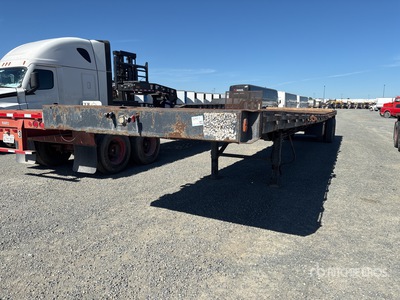 1971 Fruehauf 45 ft T/A Flatbed Trailer