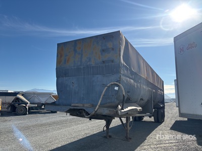 1985 Spcns 38 ft T/A End Dump Trailer