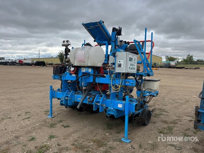 SRES Step 4 4 Row Planter