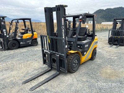 2022 Shantui SFG30 3000 kg Pneumatic Tire Forklift (Unused)