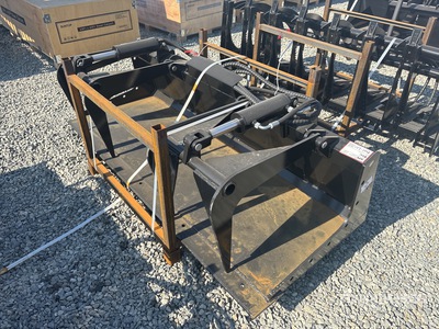 2025 GIYI GY-PG72C 72 in Skid Steer Grapple (Unused)