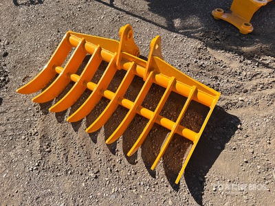 2025 GIYI 44 in Excavator Rake - Fits Cat 305 (Unused)