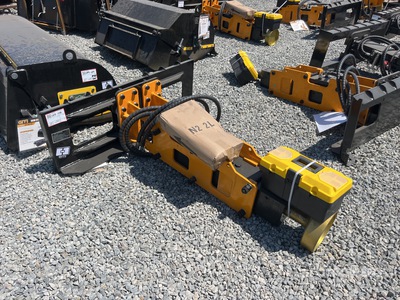 2025 GIYI GY-D680 Skid Steer Post Driver (Unused)