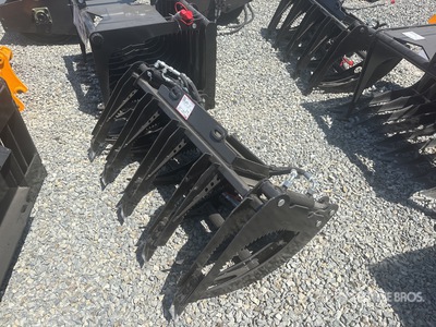 2025 GIYI GY-MCLG60 44 in Skid Steer Grapple (Unused)