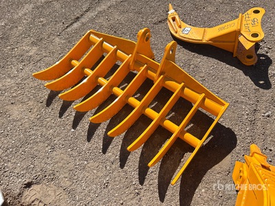 2025 GIYI 44 in Excavator Rake - Fits Cat 305 (Unused)