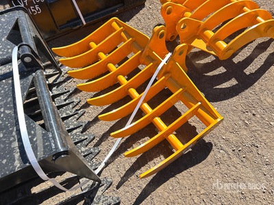 2025 GIYI 44 in Excavator Rake - Fits Cat 305 (Unused)