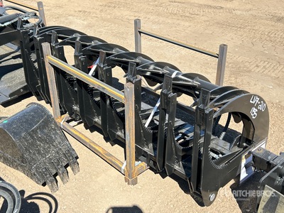 2025 GIYI CLG72 72 in Skid Steer Grapple (Unused)