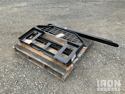 2025 GIYI GY-DHC 1500 mm Skid Steer Forks (Unused)
