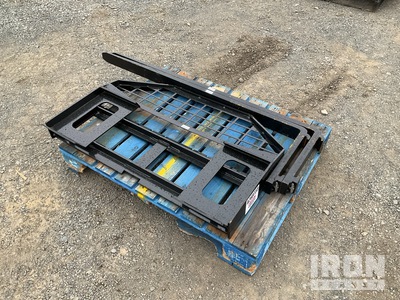 2025 GIYI GY-DHC 1500 mm Skid Steer Forks (Unused)