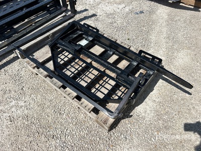 2025 GIYI GY-DHC 59 in Skid Steer Forks (Unused)