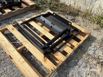 2025 GIYI GY-XHC 29 in Mini Skid Steer Forks (Unused)