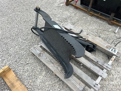 2025 GIYI GY-XJ7T Excavator Thumb (Unused)