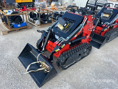 2025 SDLOOL SL380R Mini Compact Track Loader (Unused)