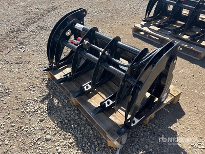 2025 GIYI GY-MCLG60 44 in Skid Steer Grapple (Unused)