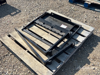 2025 GIYI GY-XHC 30 in Mini Skid Steer Forks (Unused)