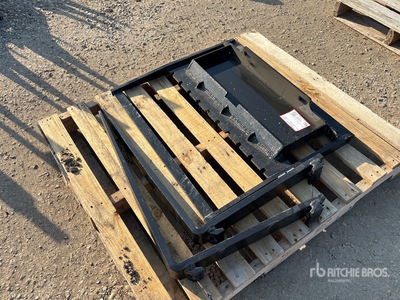 2025 GIYI GY-XHC 30 in Mini Skid Steer Forks (Unused)