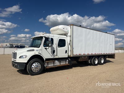 2012 Freightliner M2 106 6x4 Crew Cab شاحنة خلط الطين