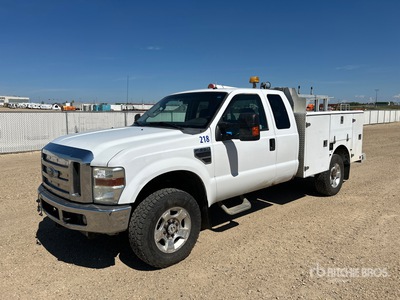 2009 Ford F-350 XLT XLT 4x4 Extended Cab Utility Truck