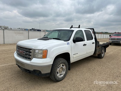 2014 GMC Sierra 2500HD 4x4 Crew Cab Flatbed Truck