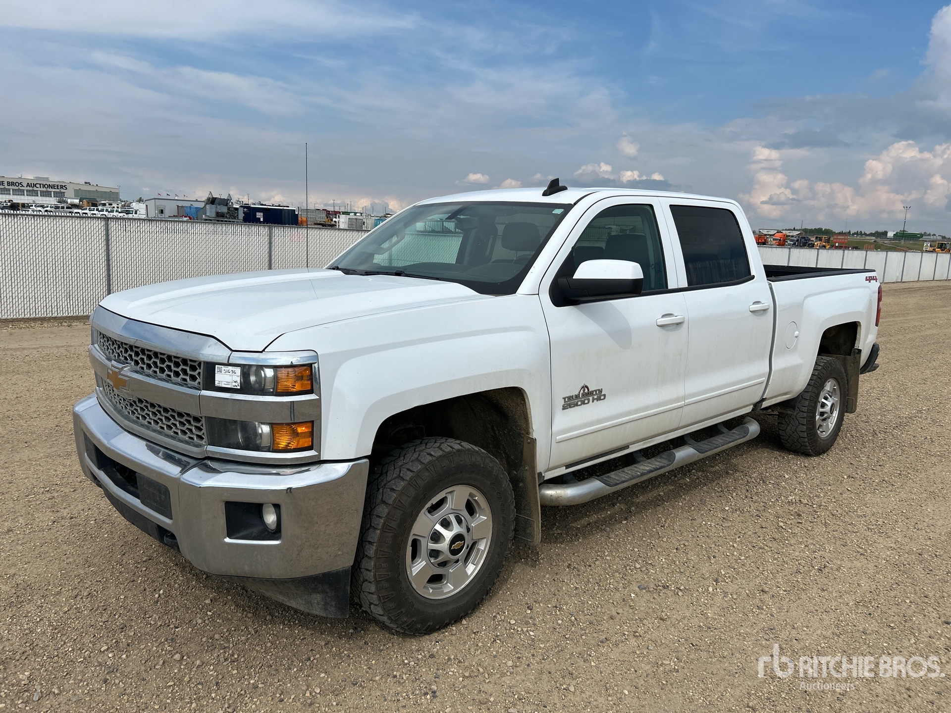 2019 Chevrolet Silverado 2500HD 4x4 Crew Cab 4x4 ピックアップ