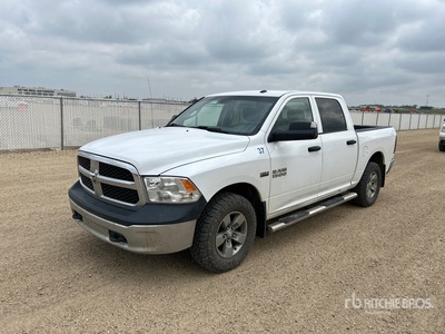 2017 Ram 1500 4x4 Crew Cab ピックアップ