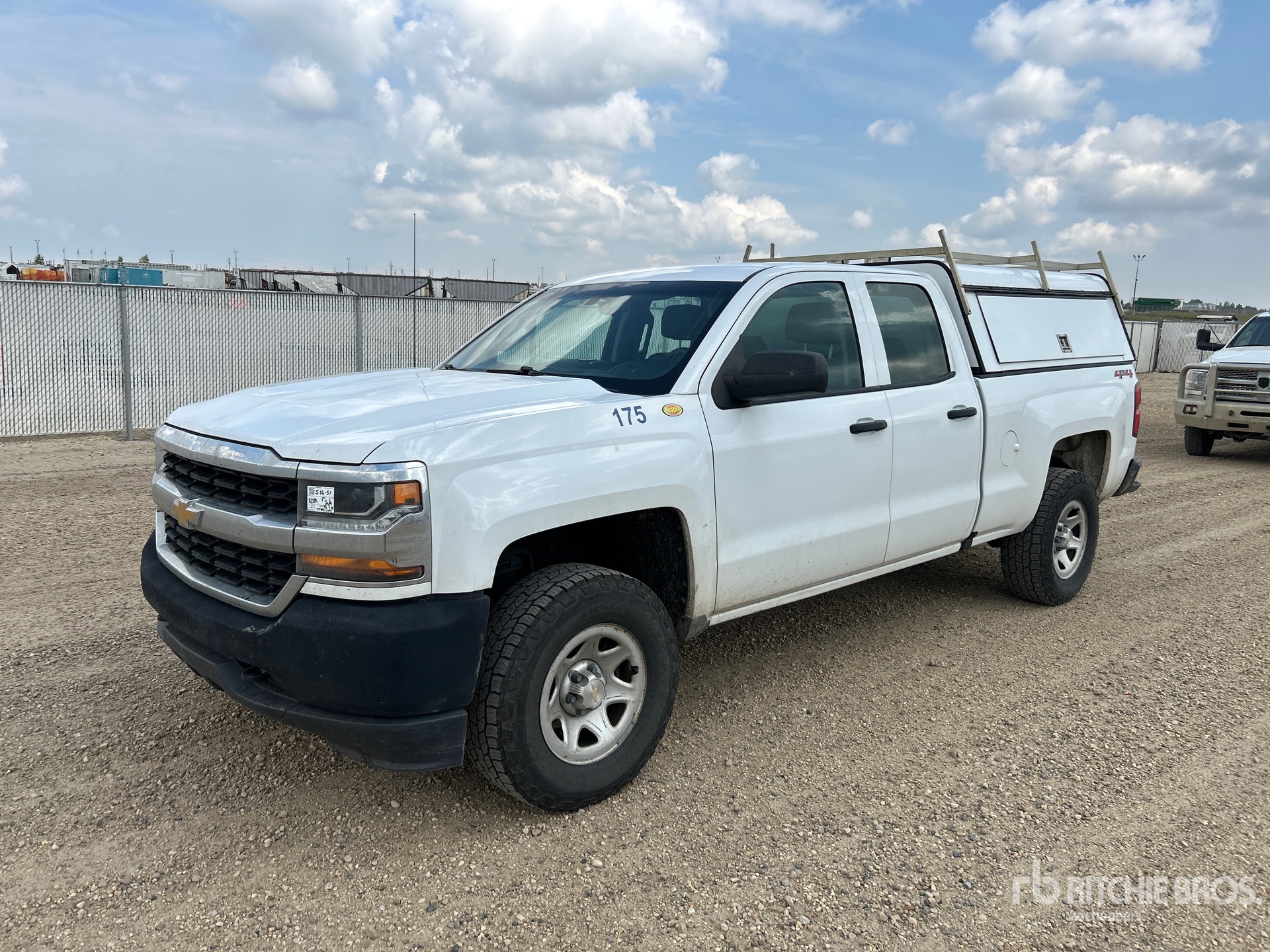 2019 Chevrolet Silverado 1500 4x4 Crew Cab ピックアップ