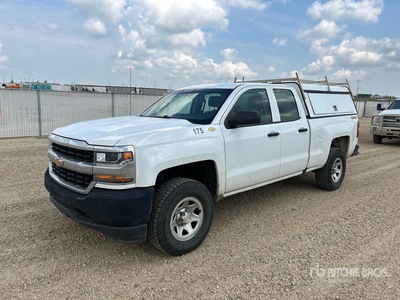 2019 Chevrolet Silverado 1500 4x4 Crew Cab ピックアップ