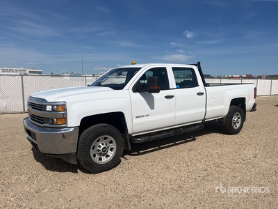 2018 Chevrolet Silverado 3500HD 4x4 Crew Cab بيك اب