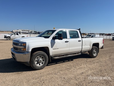 2018 Chevrolet Silverado 3500HD 4x4 Crew Cab Pickup