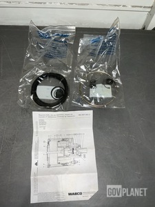 (8) Wabco 4620070032 Clutch Booster Repair Kits