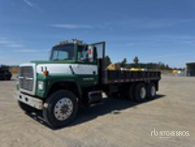 1993 Ford 8000 6x4 T/A Dump Truck