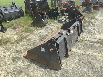 2018 Bobcat 7167311 84 in Multi-Purpose Skid Steer Bucket - Fits skid