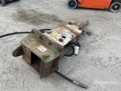 2018 FRD F9FSPWR 72 in Hydraulic Breaker