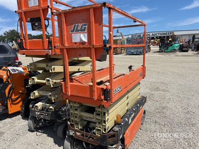 2018 JLG 1932R Electric منصة رفع متحركة