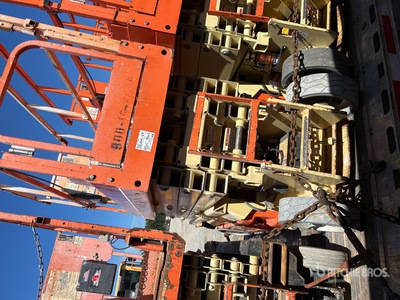 2017 JLG 2632ES منصة رفع متحركة