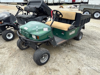 2011 E-Z-Go ST400 Vehículo de Trabajo