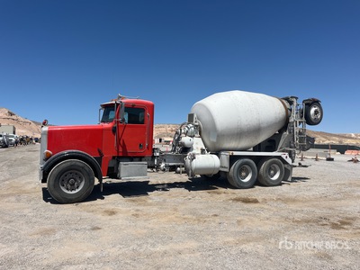 2007 Peterbilt 357 8x4 Mixer Truck