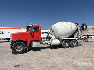 2007 Peterbilt 357 8x4 Mixer Truck