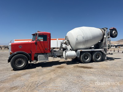 2007 Peterbilt 357 8x4 Mixer Truck