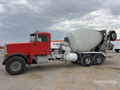 2007 Peterbilt 357 8x4 Mixer Truck