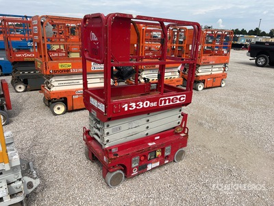 2018 MEC 1330SE Electric Scissor Lift