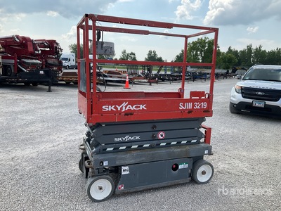 2018 Skyjack SJIII3219 Scissor Lift