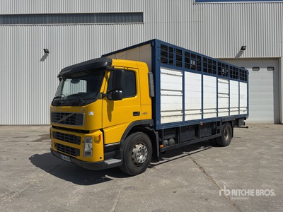 2003 Volvo FM12 420 4x2 Camion Betaillere Camion de transport de bétail
