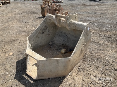 Quantity of (2) Strickland 1100 mm Concrete Pouring Excavator Bucket