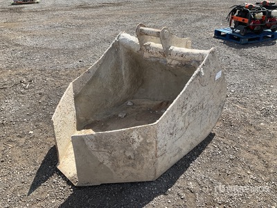 Euro Fab 1100 mm Concrete Pouring Godet d'excavatrice
