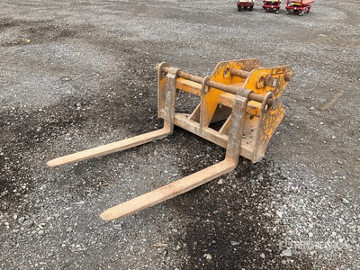2021 CES 1100 mm Q/C Excavator Forks