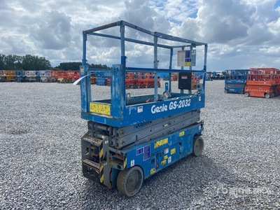 Genie GS2032 Electric Scissor Lift