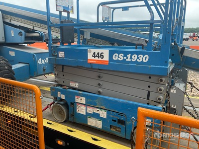 2018 Genie GS1930 Scissor Lift